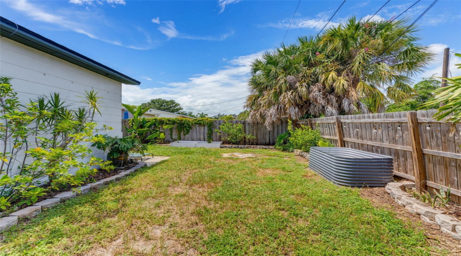 St Petersburg, Florida 33713, 3 Bedroom Bedrooms, ,2 Bathroombathrooms,Residential,For Sale,42Nd,0,Mfrtb8542489