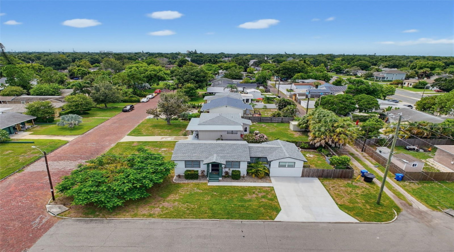 St Petersburg, Florida 33713, 3 Bedroom Bedrooms, ,2 Bathroombathrooms,Residential,For Sale,42Nd,0,Mfrtb8542489