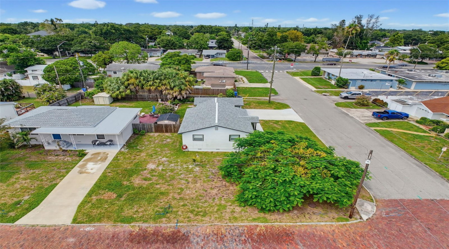 St Petersburg, Florida 33713, 3 Bedroom Bedrooms, ,2 Bathroombathrooms,Residential,For Sale,42Nd,0,Mfrtb8542489