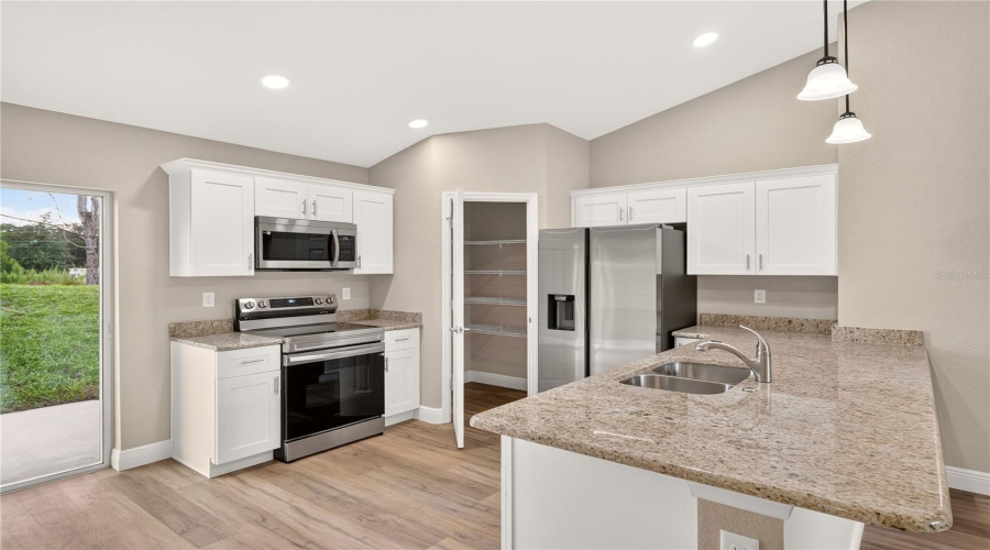 Dunnellon, Florida 34431, 3 Bedroom Bedrooms, ,2 Bathroombathrooms,Residential,For Sale,Marine,0,Mfrom731011