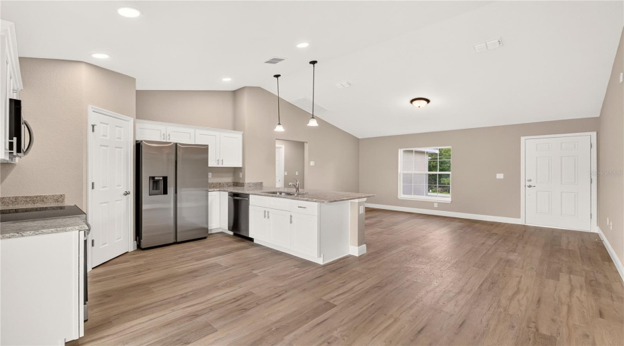 Dunnellon, Florida 34431, 3 Bedroom Bedrooms, ,2 Bathroombathrooms,Residential,For Sale,Marine,0,Mfrom731011