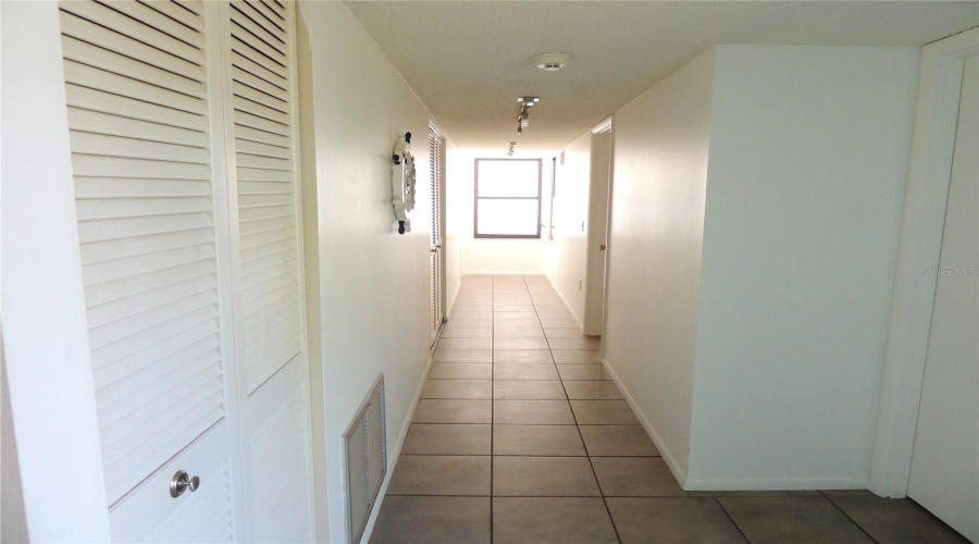 Bradenton, Florida 34210, 3 Bedroom Bedrooms, ,2 Bathroombathrooms,Residential,For Sale,Timberlake,0,Mfra4703993