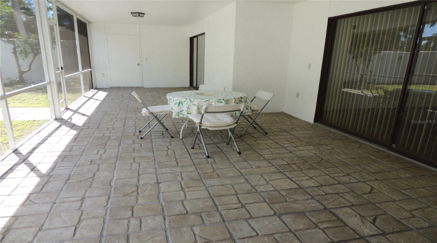Bradenton, Florida 34210, 3 Bedroom Bedrooms, ,2 Bathroombathrooms,Residential,For Sale,Timberlake,0,Mfra4703993