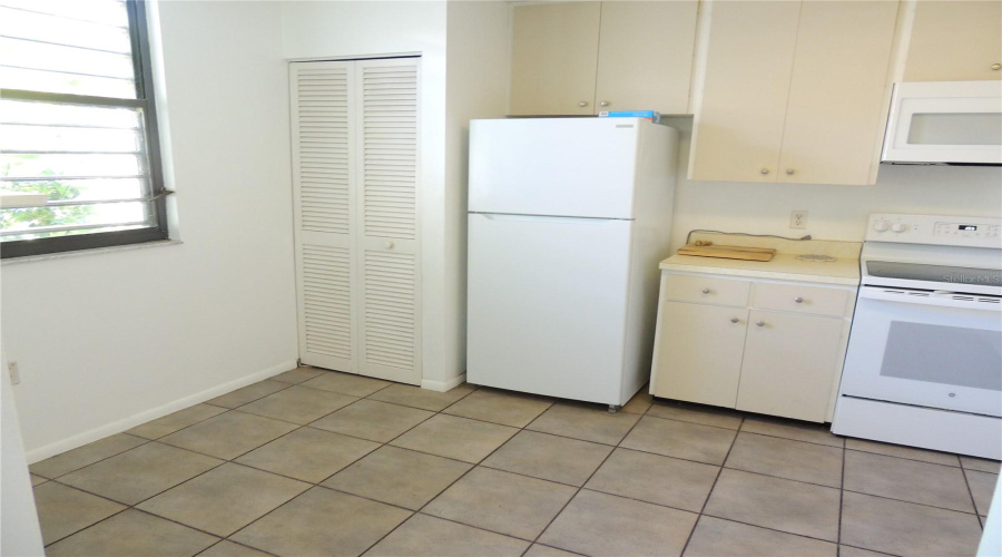 Bradenton, Florida 34210, 3 Bedroom Bedrooms, ,2 Bathroombathrooms,Residential,For Sale,Timberlake,0,Mfra4703993