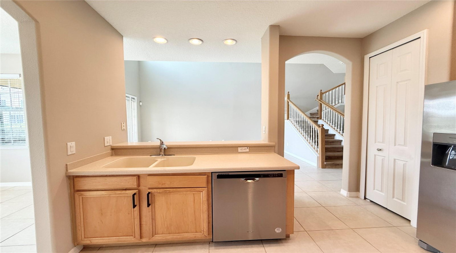 Orlando, Florida 32828, 3 Bedroom Bedrooms, ,2 Bathroombathrooms,Residential,For Sale,Terrace Spring,0,Mfro6436364