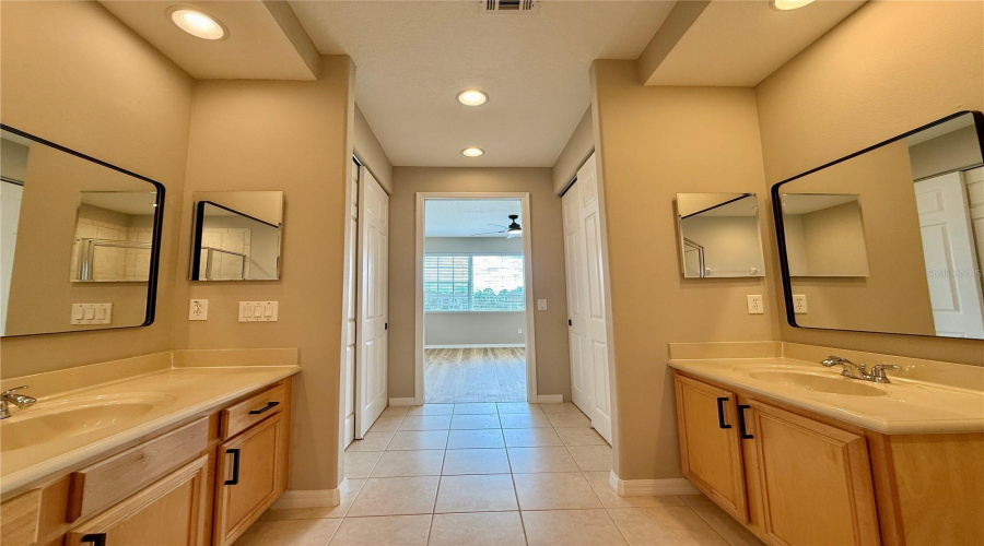 Orlando, Florida 32828, 3 Bedroom Bedrooms, ,2 Bathroombathrooms,Residential,For Sale,Terrace Spring,0,Mfro6436364