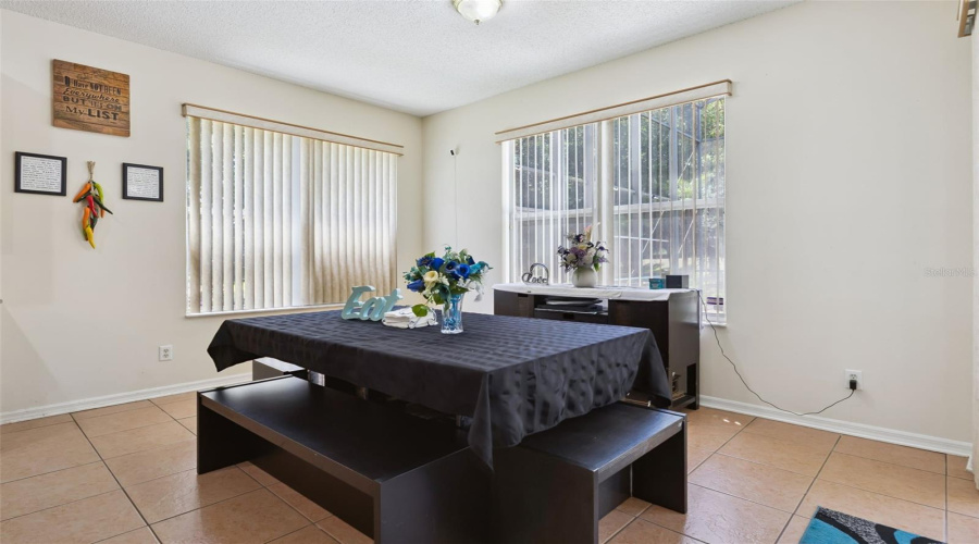 Oakland, Florida 34787, 6 Bedroom Bedrooms, ,4 Bathroombathrooms,Residential,For Sale,Johns Cove Ln,0,Mfro6419418