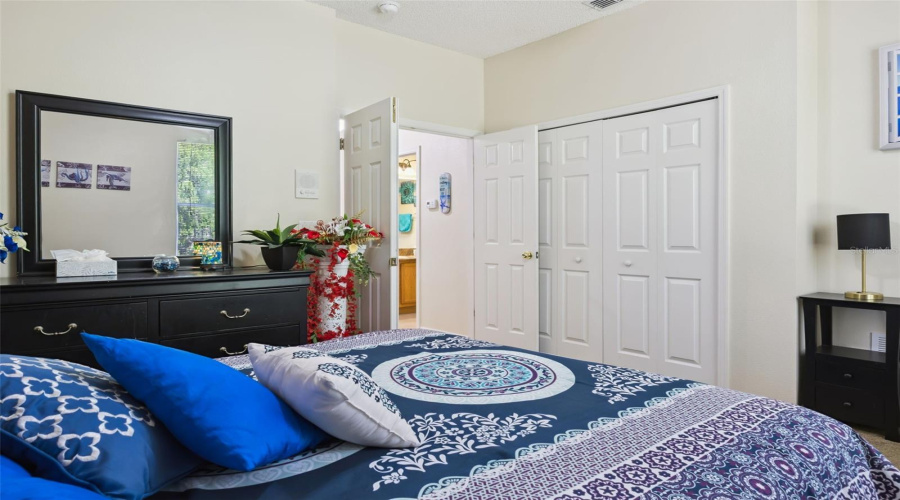 Oakland, Florida 34787, 6 Bedroom Bedrooms, ,4 Bathroombathrooms,Residential,For Sale,Johns Cove Ln,0,Mfro6419418