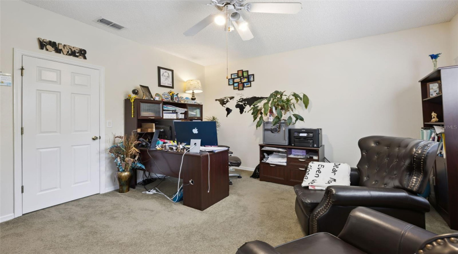 Oakland, Florida 34787, 6 Bedroom Bedrooms, ,4 Bathroombathrooms,Residential,For Sale,Johns Cove Ln,0,Mfro6419418