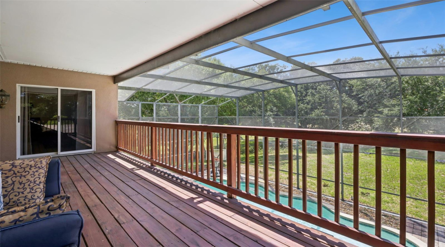 Oakland, Florida 34787, 6 Bedroom Bedrooms, ,4 Bathroombathrooms,Residential,For Sale,Johns Cove Ln,0,Mfro6419418