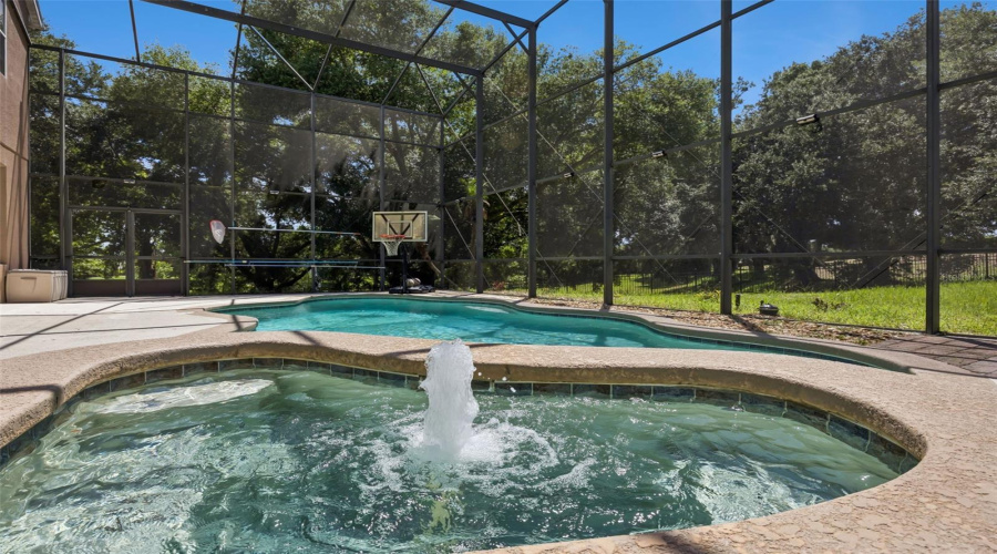 Oakland, Florida 34787, 6 Bedroom Bedrooms, ,4 Bathroombathrooms,Residential,For Sale,Johns Cove Ln,0,Mfro6419418