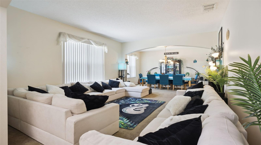 Oakland, Florida 34787, 6 Bedroom Bedrooms, ,4 Bathroombathrooms,Residential,For Sale,Johns Cove Ln,0,Mfro6419418