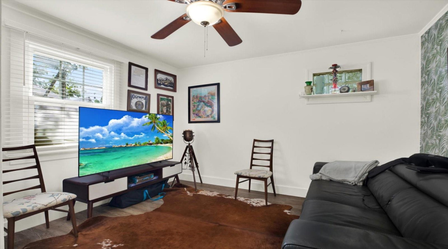 St Petersburg, Florida 33713, 3 Bedroom Bedrooms, ,1 Bathroombathrooms,Residential,For Sale,10Th,0,Mfrtb8542440