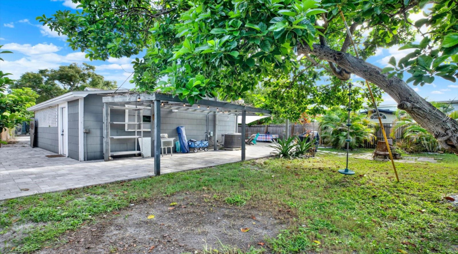 St Petersburg, Florida 33713, 3 Bedroom Bedrooms, ,1 Bathroombathrooms,Residential,For Sale,10Th,0,Mfrtb8542440