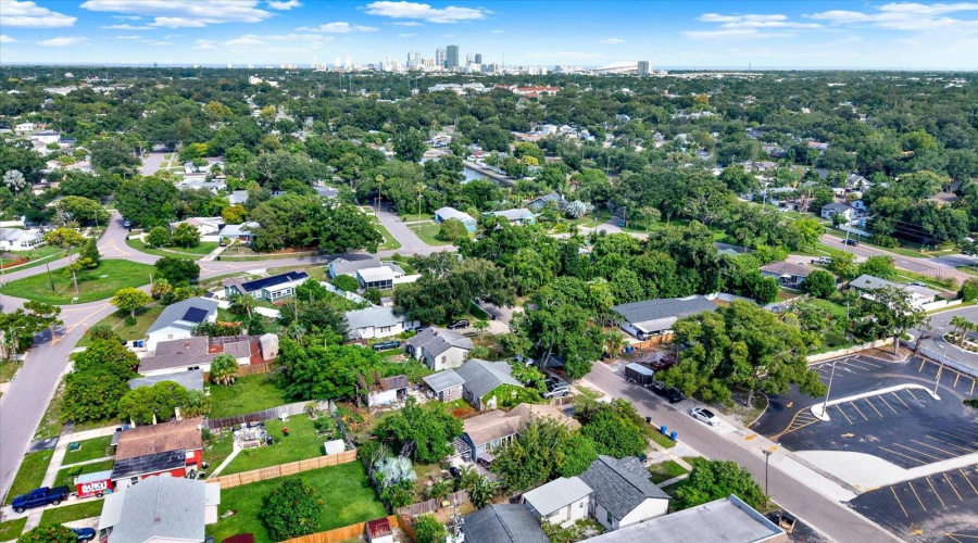 St Petersburg, Florida 33713, 3 Bedroom Bedrooms, ,1 Bathroombathrooms,Residential,For Sale,10Th,0,Mfrtb8542440