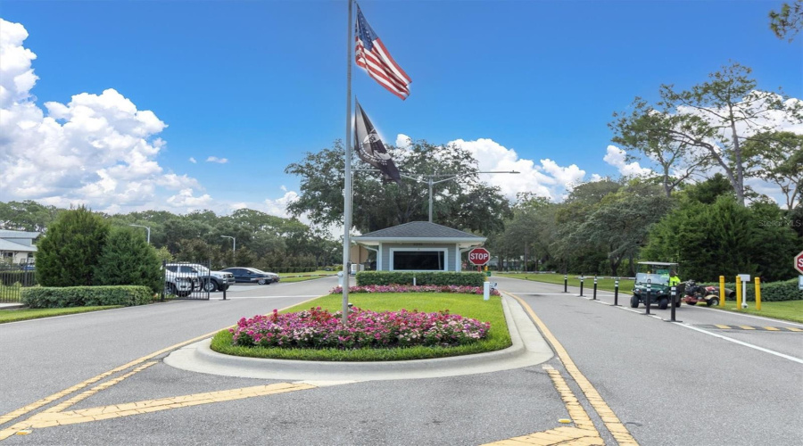 Spring Hill, Florida 34606, 2 Bedroom Bedrooms, ,2 Bathroombathrooms,Residential,For Sale,Pond View,0,Mfrw7881187