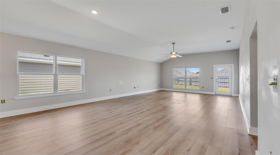Panama City, Florida 32404, 4 Bedroom Bedrooms, ,2 Bathroombathrooms,Residential,For Sale,Bayou Bend,0,Mfro6420037