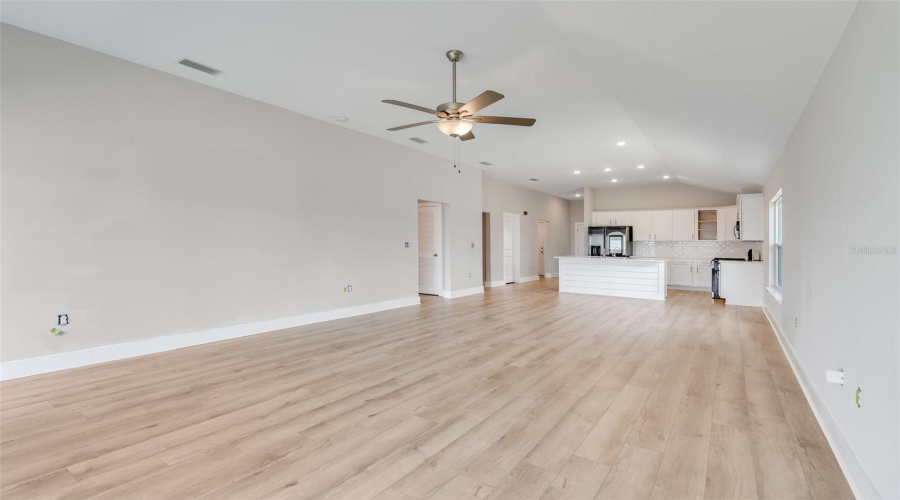 Panama City, Florida 32404, 4 Bedroom Bedrooms, ,2 Bathroombathrooms,Residential,For Sale,Bayou Bend,0,Mfro6420037