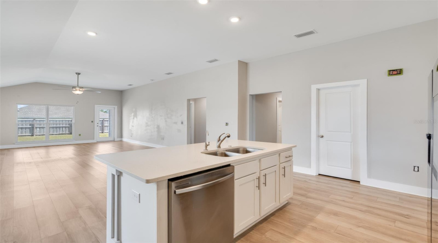 Panama City, Florida 32404, 4 Bedroom Bedrooms, ,2 Bathroombathrooms,Residential,For Sale,Bayou Bend,0,Mfro6420037