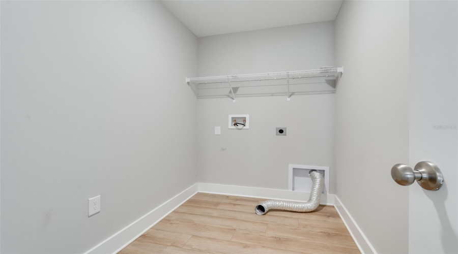 Panama City, Florida 32404, 4 Bedroom Bedrooms, ,2 Bathroombathrooms,Residential,For Sale,Bayou Bend,0,Mfro6420037