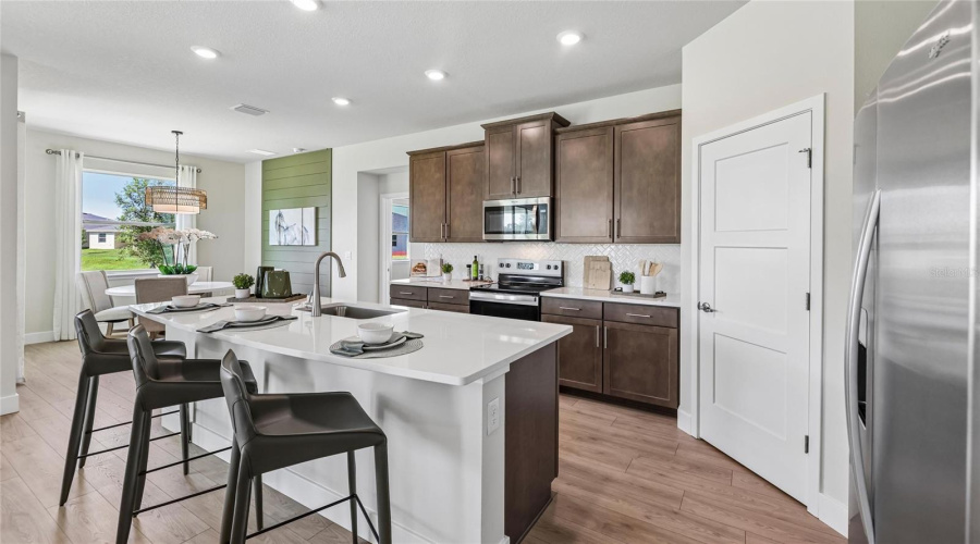 Newberry, Florida 32669, 4 Bedroom Bedrooms, ,3 Bathroombathrooms,Residential,For Sale,17Th,0,Mfrom726948