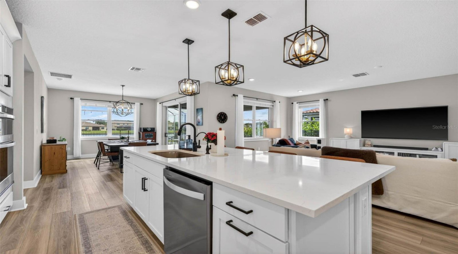 Bradenton, Florida 34211, 4 Bedroom Bedrooms, ,3 Bathroombathrooms,Residential,For Sale,Savanna Palms,0,Mfrtb8502085