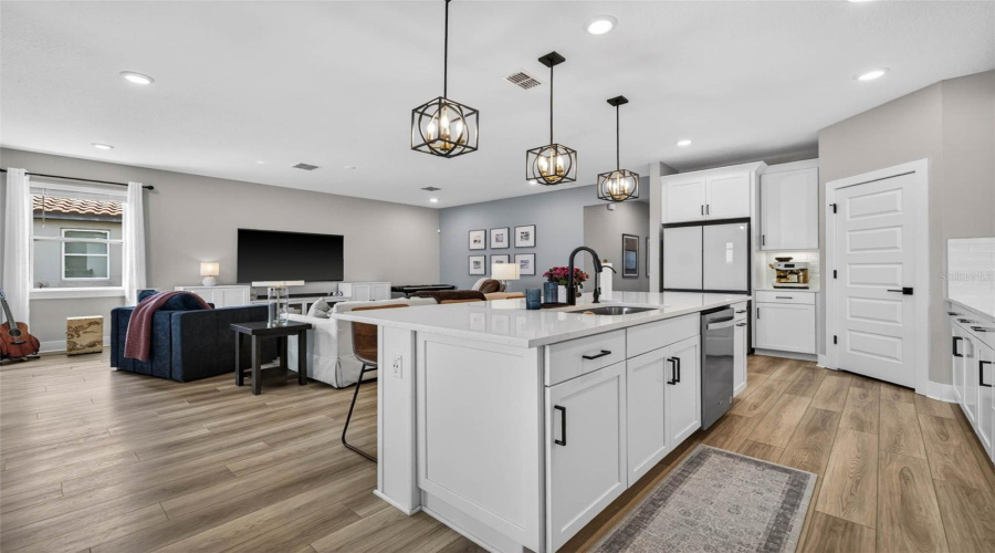 Bradenton, Florida 34211, 4 Bedroom Bedrooms, ,3 Bathroombathrooms,Residential,For Sale,Savanna Palms,0,Mfrtb8502085