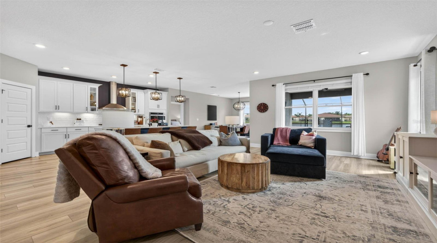Bradenton, Florida 34211, 4 Bedroom Bedrooms, ,3 Bathroombathrooms,Residential,For Sale,Savanna Palms,0,Mfrtb8502085