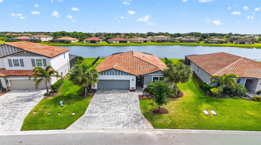 Bradenton, Florida 34211, 4 Bedroom Bedrooms, ,3 Bathroombathrooms,Residential,For Sale,Savanna Palms,0,Mfrtb8502085
