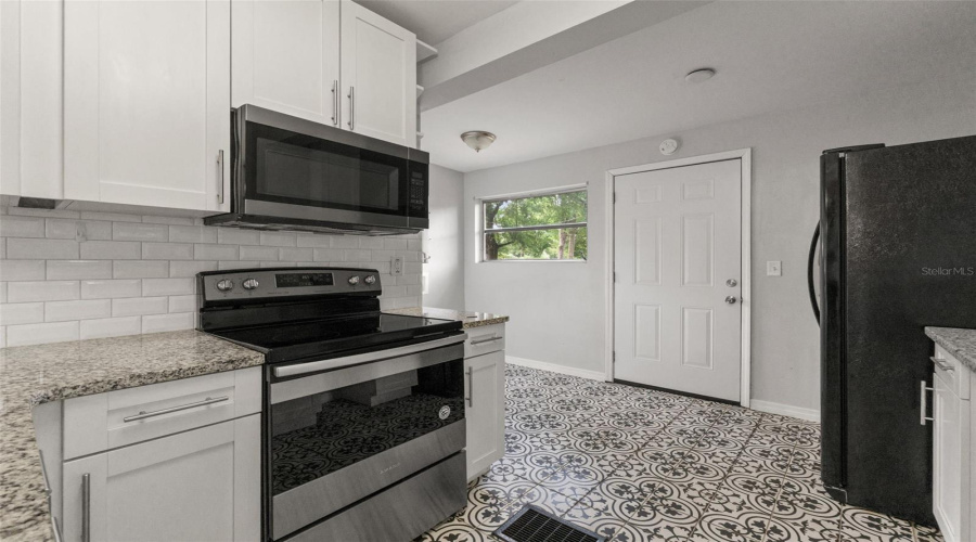 Zephyrhills, Florida 33542, 1 Bedroom Bedrooms, ,1 Bathroombathrooms,Residential,For Sale,11Th,0,Mfrw7886214