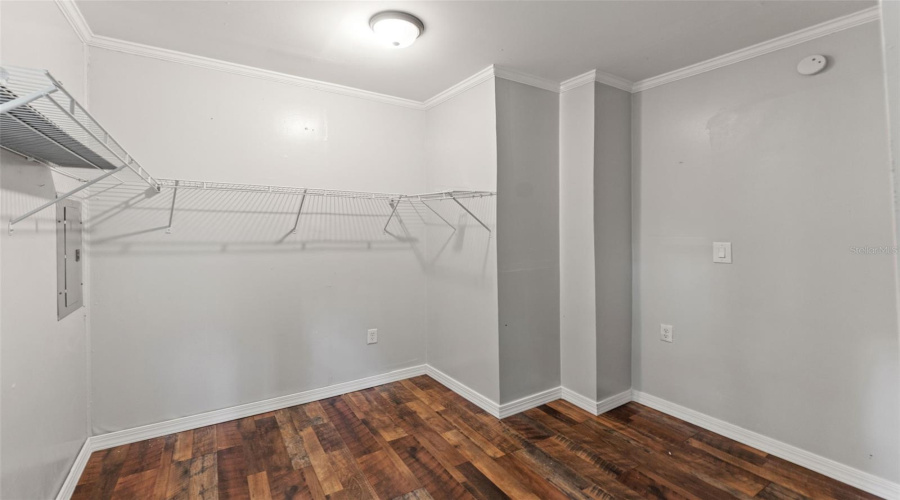 Zephyrhills, Florida 33542, 1 Bedroom Bedrooms, ,1 Bathroombathrooms,Residential,For Sale,11Th,0,Mfrw7886214