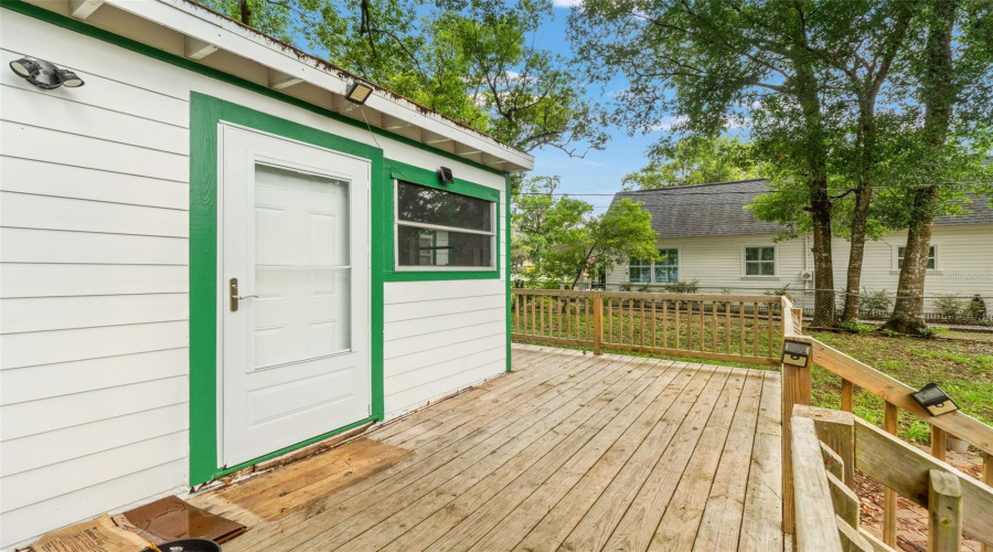 Zephyrhills, Florida 33542, 1 Bedroom Bedrooms, ,1 Bathroombathrooms,Residential,For Sale,11Th,0,Mfrw7886214