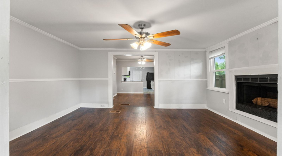 Zephyrhills, Florida 33542, 1 Bedroom Bedrooms, ,1 Bathroombathrooms,Residential,For Sale,11Th,0,Mfrw7886214