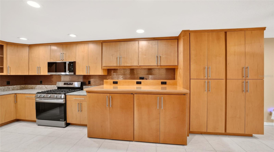 Ocala, Florida 34470, 3 Bedroom Bedrooms, ,2 Bathroombathrooms,Residential,For Sale,4Th,0,Mfrom731010