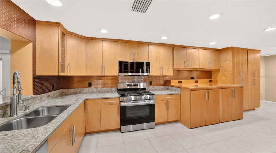 Ocala, Florida 34470, 3 Bedroom Bedrooms, ,2 Bathroombathrooms,Residential,For Sale,4Th,0,Mfrom731010