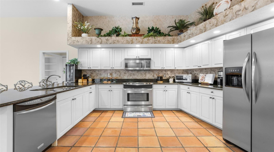 Oldsmar, Florida 34677, 4 Bedroom Bedrooms, ,3 Bathroombathrooms,Residential,For Sale,Captiva,0,Mfrtb8537101