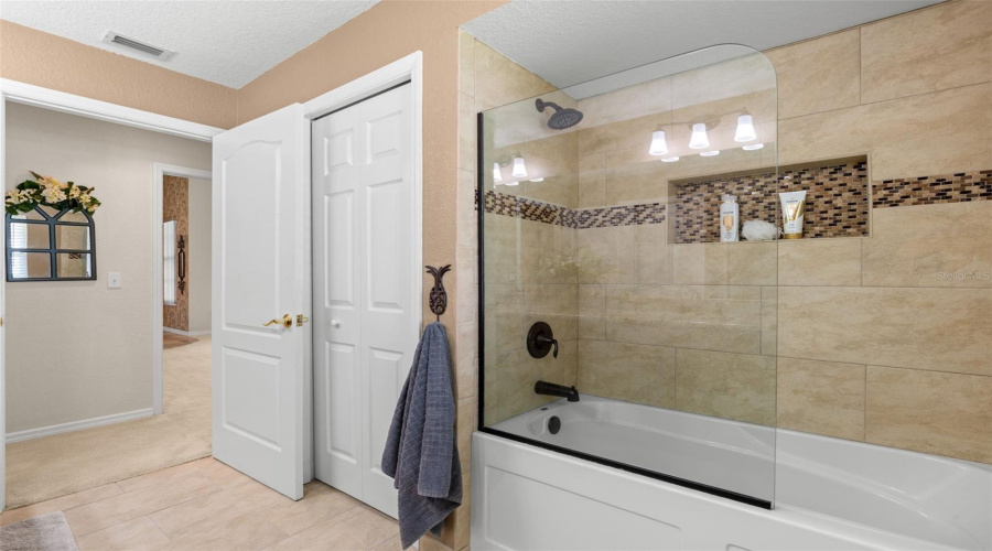 Oldsmar, Florida 34677, 4 Bedroom Bedrooms, ,3 Bathroombathrooms,Residential,For Sale,Captiva,0,Mfrtb8537101
