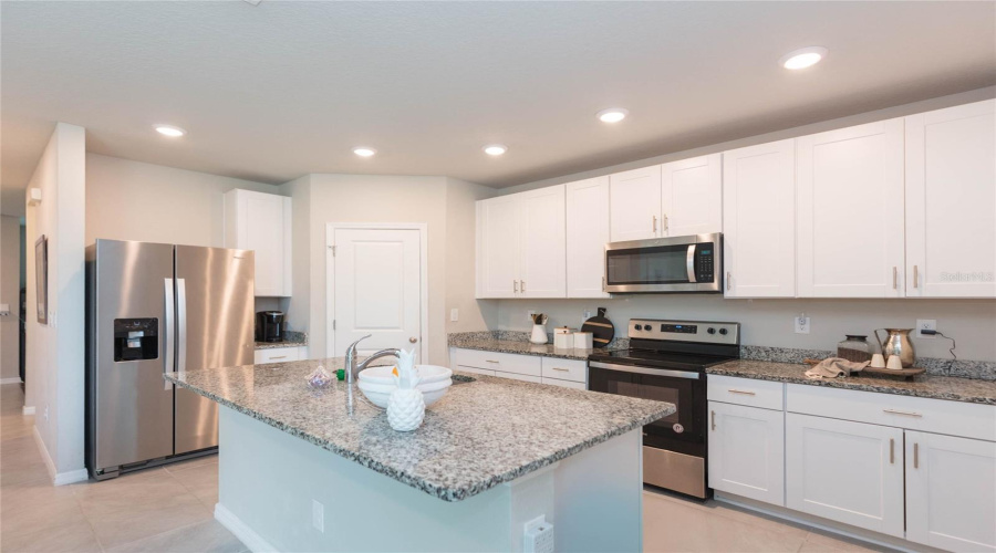 Zephyrhills, Florida 33540, 4 Bedroom Bedrooms, ,2 Bathroombathrooms,Residential,For Sale,Opal Willow,0,Mfrtb8531557
