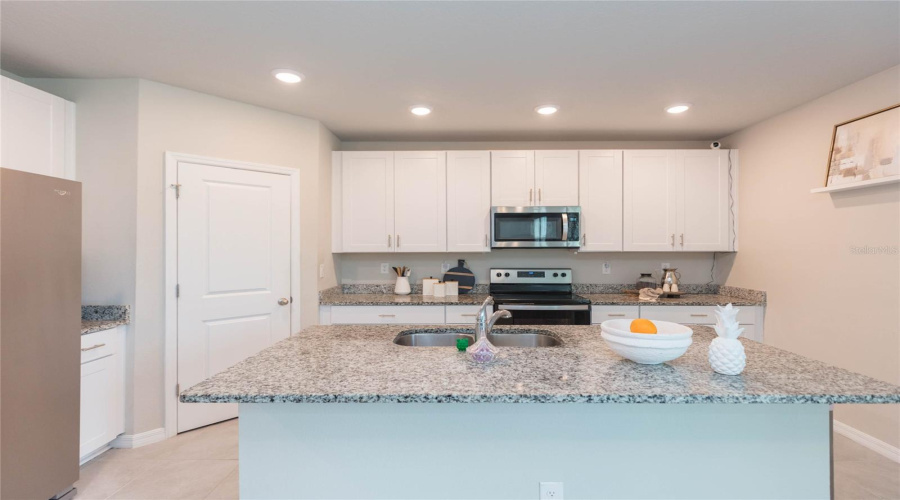 Zephyrhills, Florida 33540, 4 Bedroom Bedrooms, ,2 Bathroombathrooms,Residential,For Sale,Opal Willow,0,Mfrtb8531557