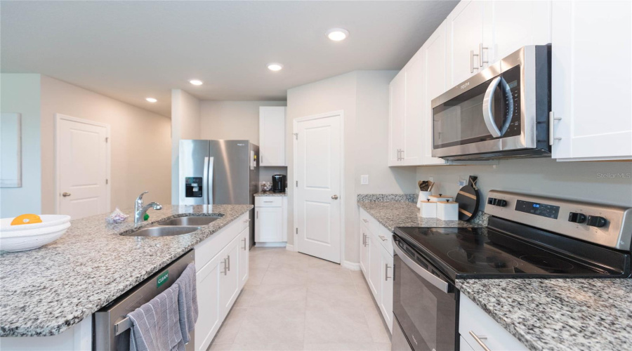 Zephyrhills, Florida 33540, 4 Bedroom Bedrooms, ,2 Bathroombathrooms,Residential,For Sale,Opal Willow,0,Mfrtb8531557