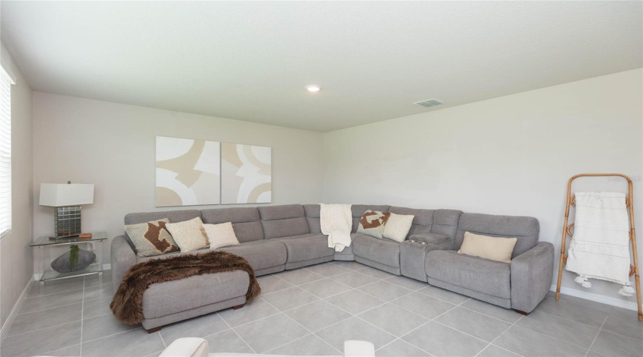 Zephyrhills, Florida 33540, 4 Bedroom Bedrooms, ,2 Bathroombathrooms,Residential,For Sale,Opal Willow,0,Mfrtb8531557