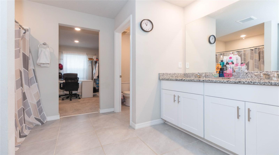 Zephyrhills, Florida 33540, 4 Bedroom Bedrooms, ,2 Bathroombathrooms,Residential,For Sale,Opal Willow,0,Mfrtb8531557