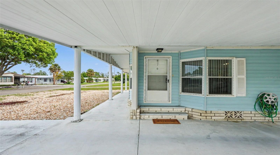 Brooksville, Florida 34613, 2 Bedroom Bedrooms, ,2 Bathroombathrooms,Residential,For Sale,Admiral,0,Mfrtb8516437