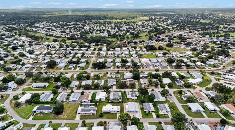 Brooksville, Florida 34613, 2 Bedroom Bedrooms, ,2 Bathroombathrooms,Residential,For Sale,Admiral,0,Mfrtb8516437
