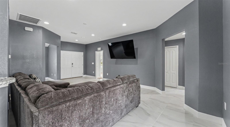 Bartow, Florida 33830, 4 Bedroom Bedrooms, ,2 Bathroombathrooms,Residential,For Sale,Winding River,0,Mfrl4964583