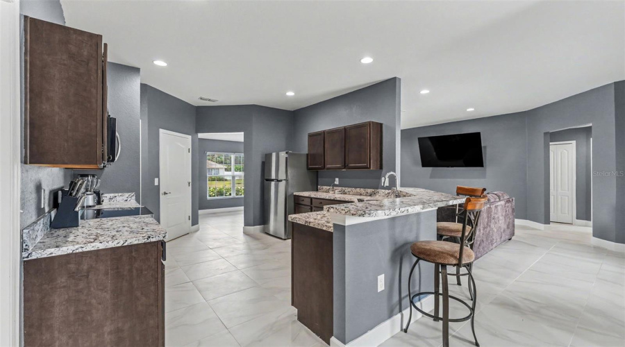 Bartow, Florida 33830, 4 Bedroom Bedrooms, ,2 Bathroombathrooms,Residential,For Sale,Winding River,0,Mfrl4964583