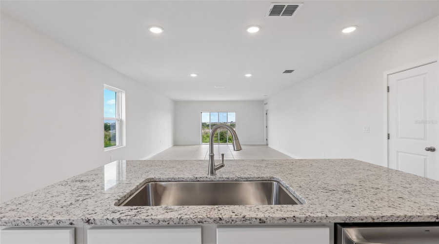Haines City, Florida 33844, 3 Bedroom Bedrooms, ,2 Bathroombathrooms,Residential,For Sale,Diamond Head,0,Mfro6418785