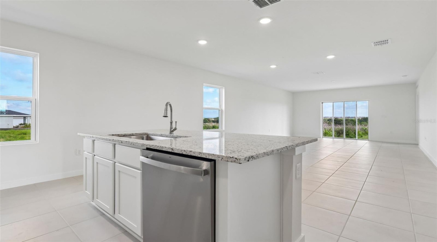 Haines City, Florida 33844, 3 Bedroom Bedrooms, ,2 Bathroombathrooms,Residential,For Sale,Diamond Head,0,Mfro6418785
