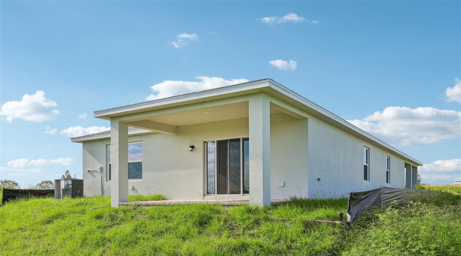 Haines City, Florida 33844, 3 Bedroom Bedrooms, ,2 Bathroombathrooms,Residential,For Sale,Diamond Head,0,Mfro6418785