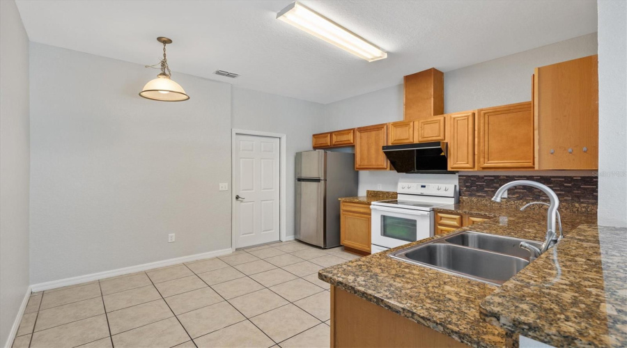 Oxford, Florida 34484, 3 Bedroom Bedrooms, ,3 Bathroombathrooms,Residential,For Sale,122Nd,0,Mfrom719308